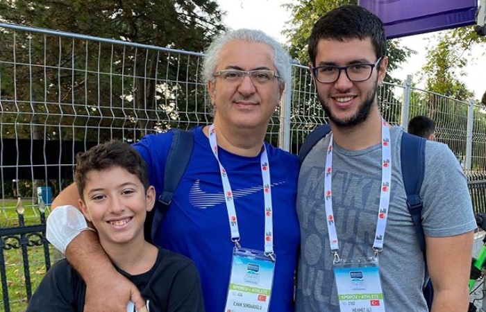 Gittik, yüzdük, güldük… Kıtalararası yüzücü olduk 