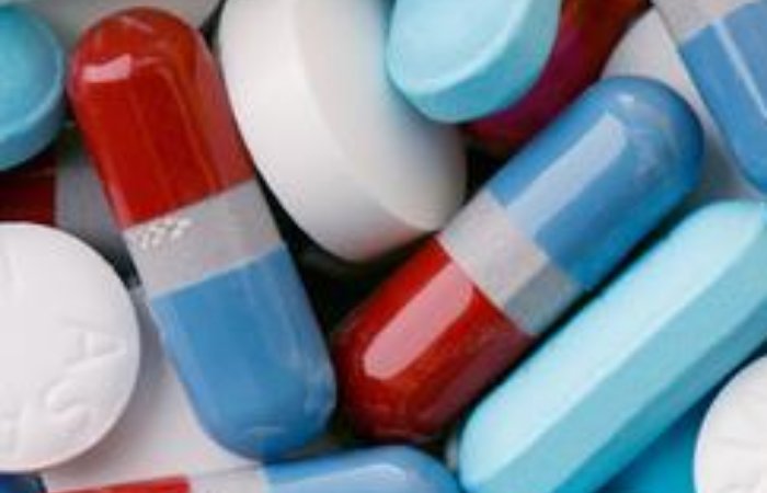 Reçetesiz Akne Tedavi İlaçları Hayatınızı Tehdit Edebilir!