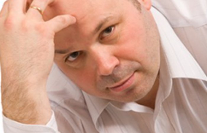 Erkekler, Göbeğinizi Büyütürken Saçlarınızı Kaybedebilirsiniz!