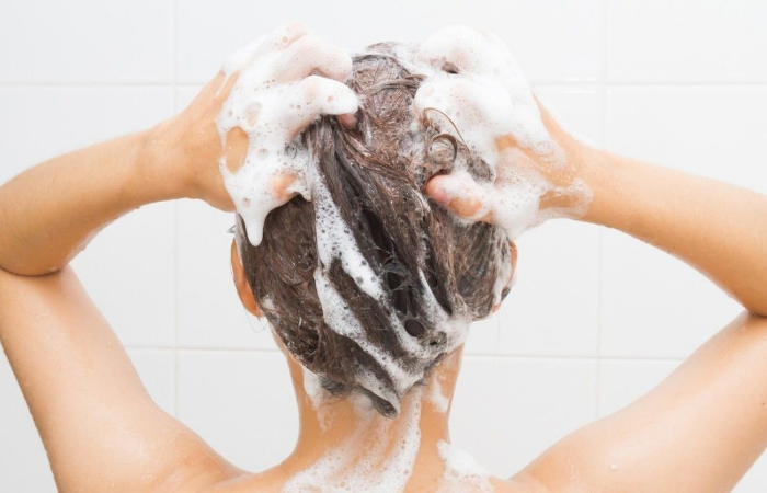 Saçlar Nasıl Yıkanmalı, Şampuanımızı Nasıl Seçilmeliyiz?